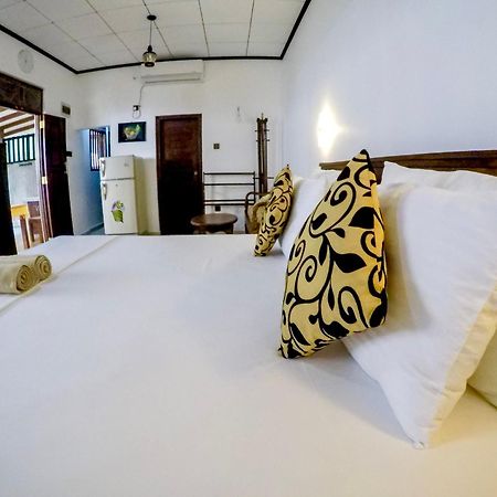 The Nook Hotel Hikkaduwa Eksteriør billede
