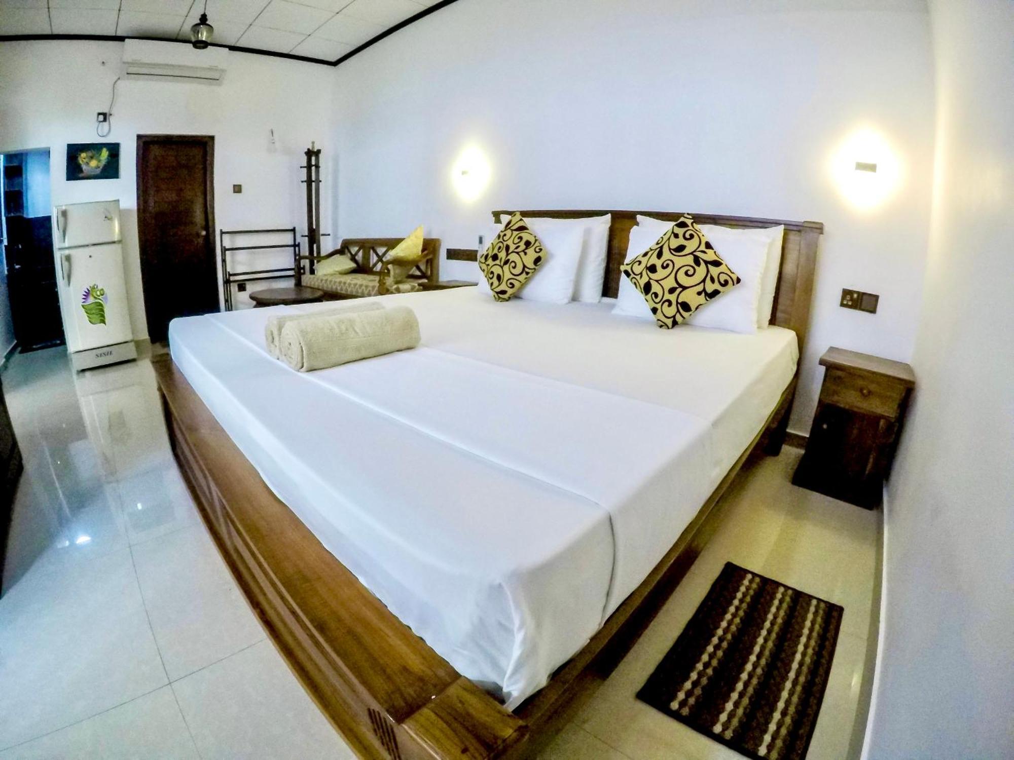 The Nook Hotel Hikkaduwa Eksteriør billede