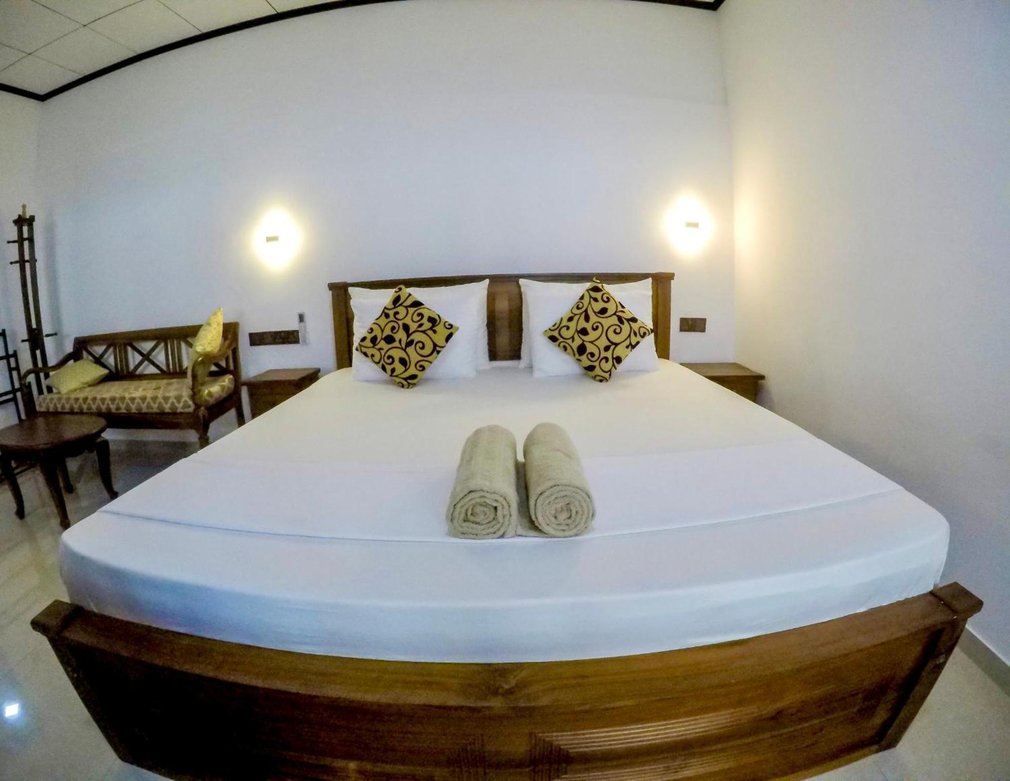 The Nook Hotel Hikkaduwa Eksteriør billede