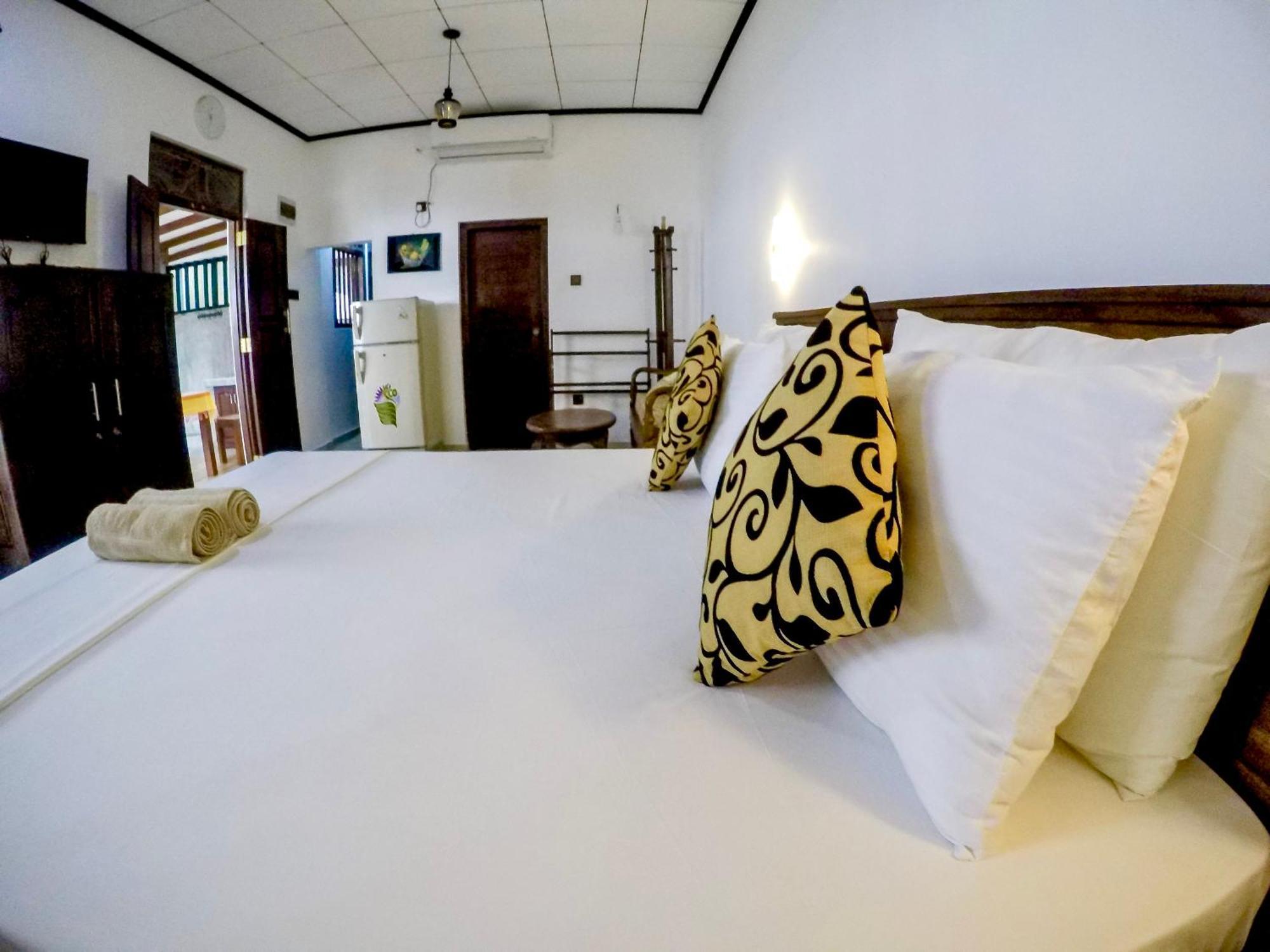 The Nook Hotel Hikkaduwa Eksteriør billede